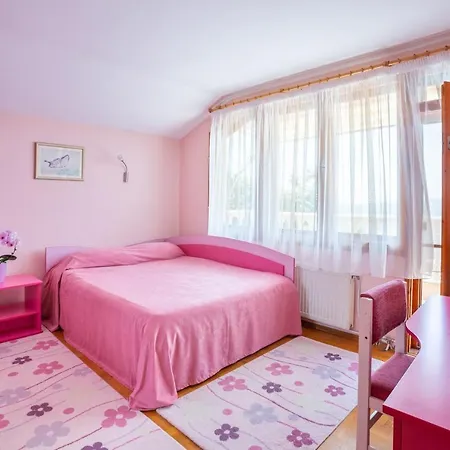 Tatil Evi House Kalina Burgaz